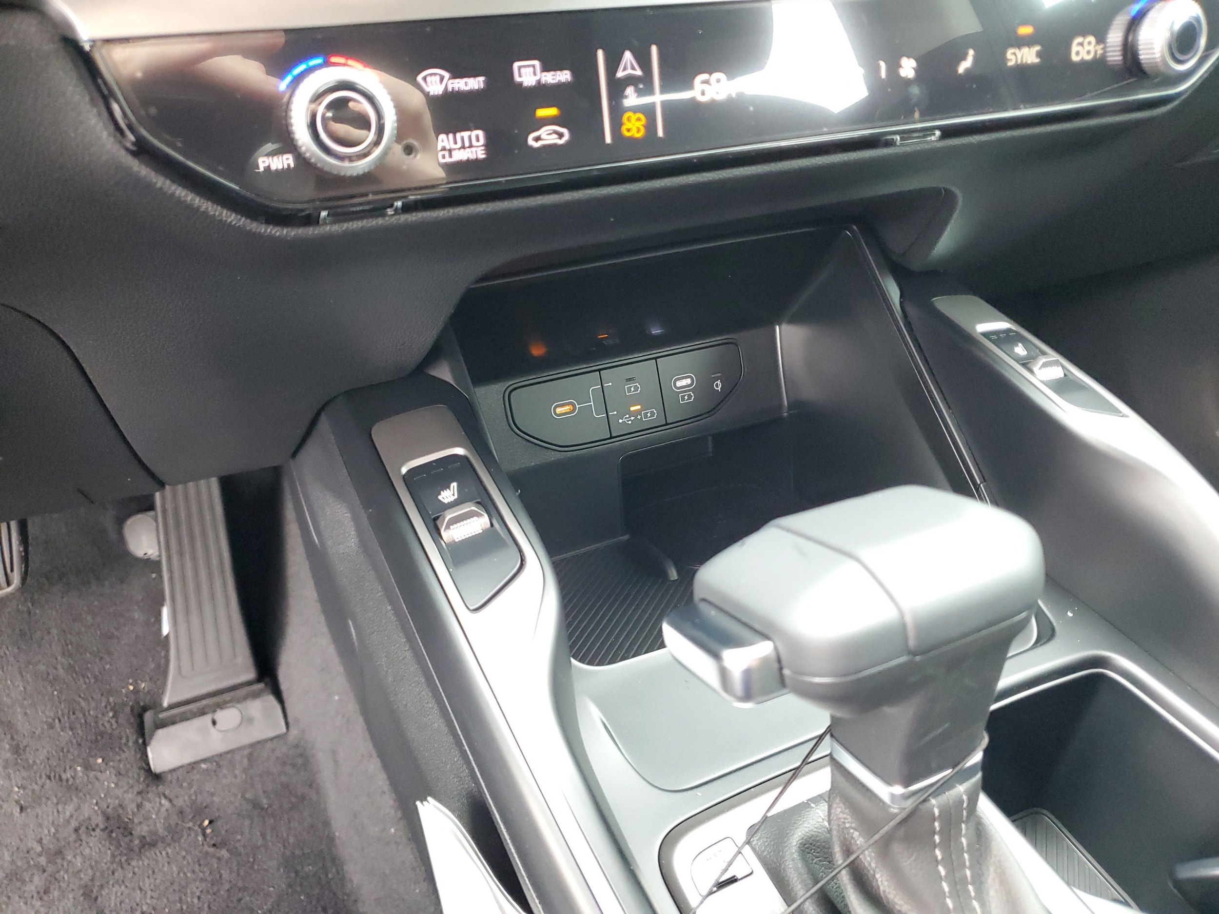 2026 Kia Sorento EX - Photo 24