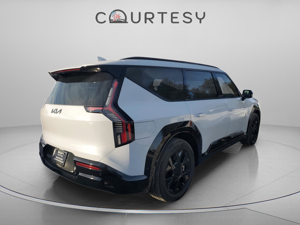 New 2026 Kia EV9 Land SUV