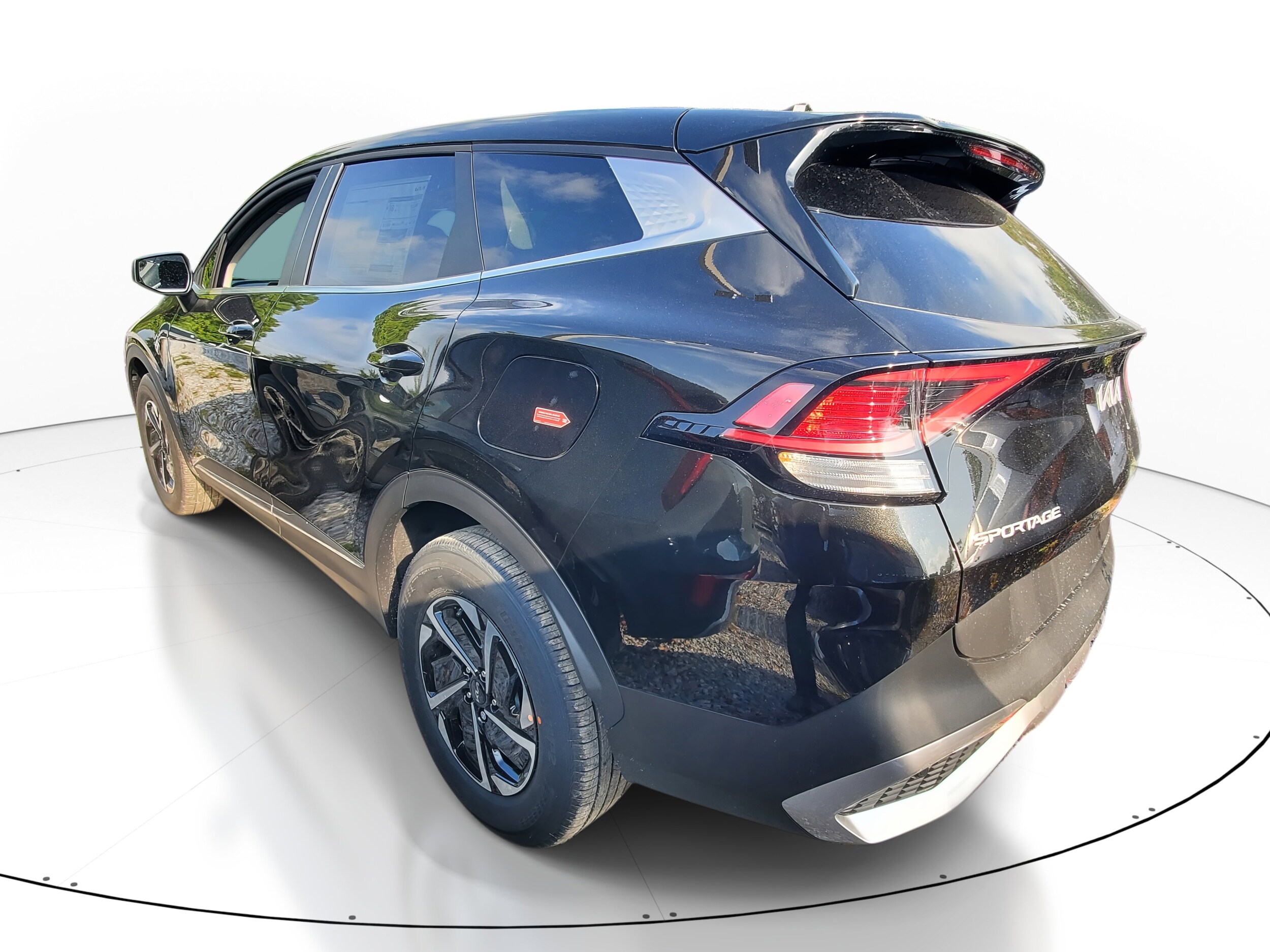 2025 Kia Sportage Hybrid LX photo 2