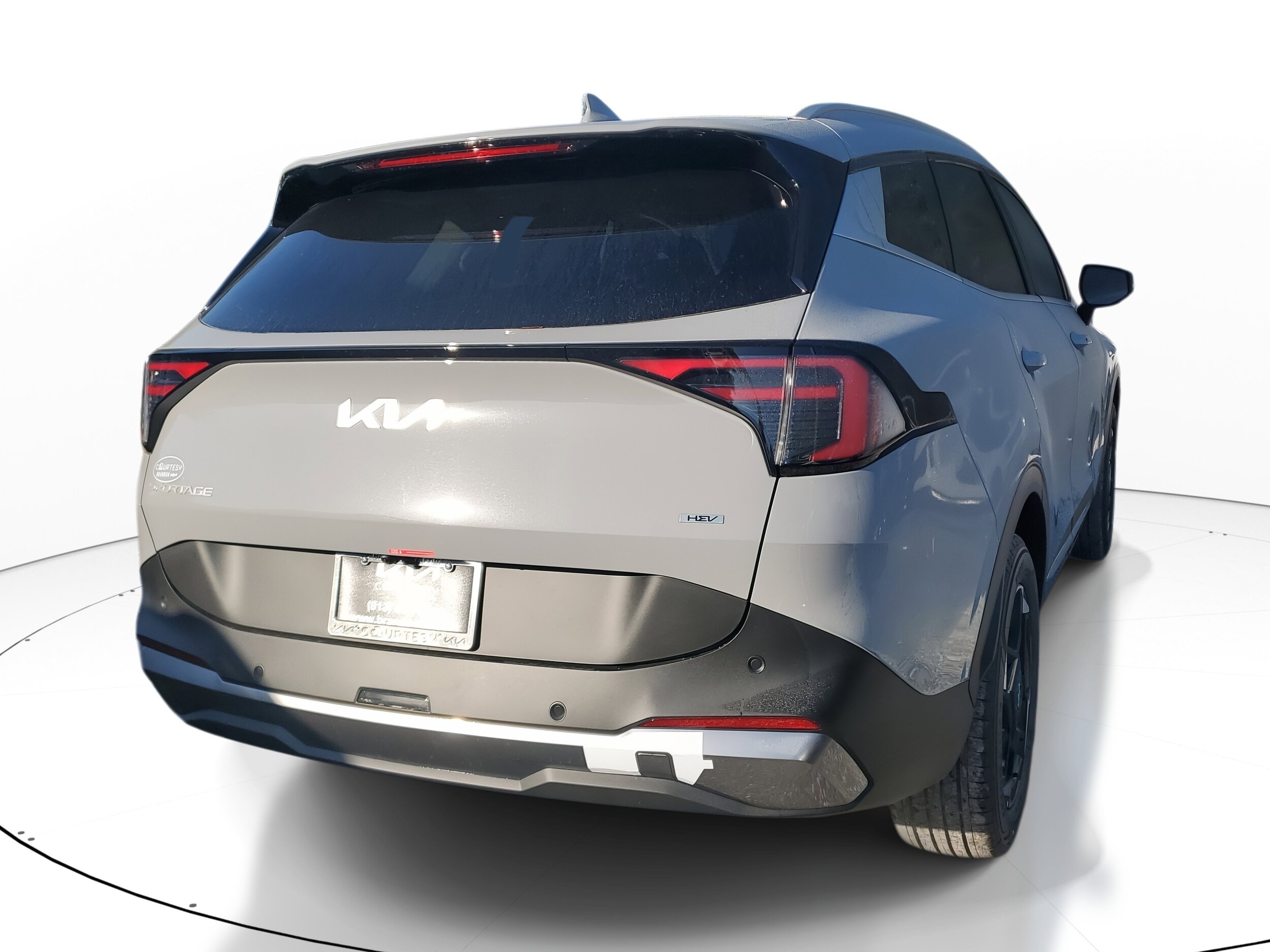 2026 Kia Sportage Hybrid EX photo 2