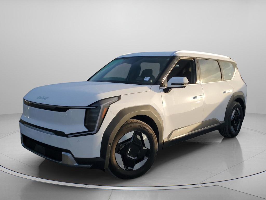 New 2026 Kia EV9 Wind SUV