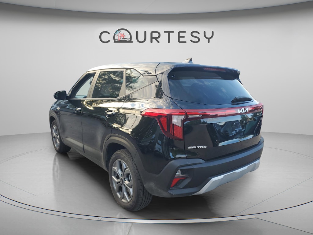 Certified 2026 Kia Seltos LX SUV