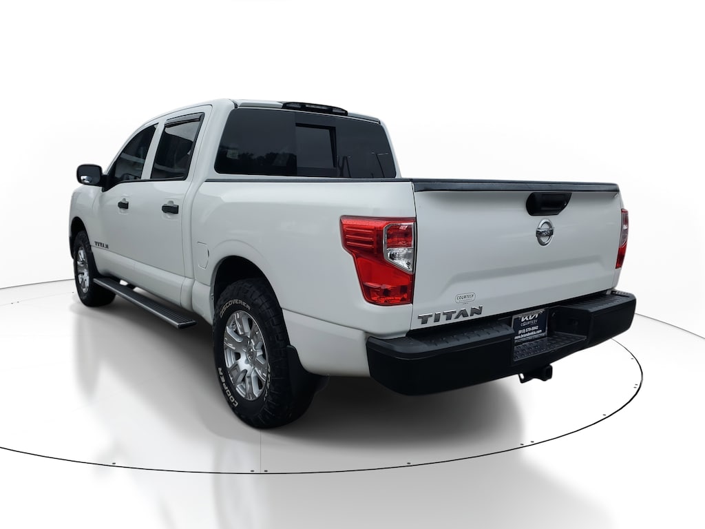 Used 2017 Nissan Titan S Truck Crew Cab