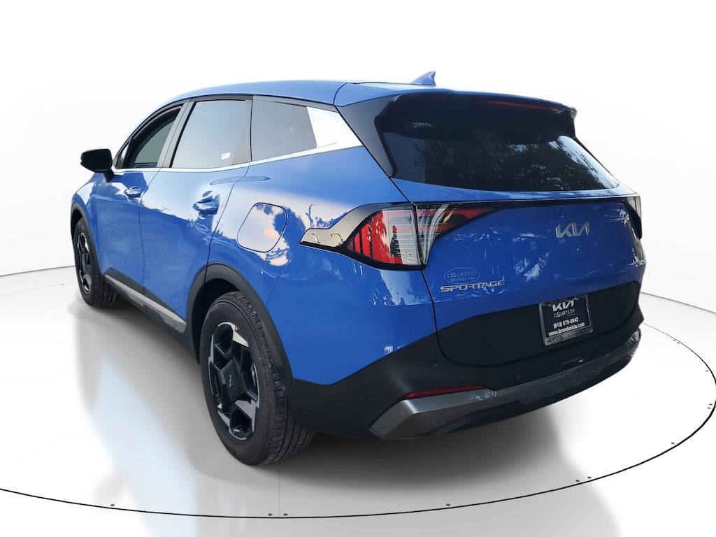 New 2026 Kia Sportage EX SUV