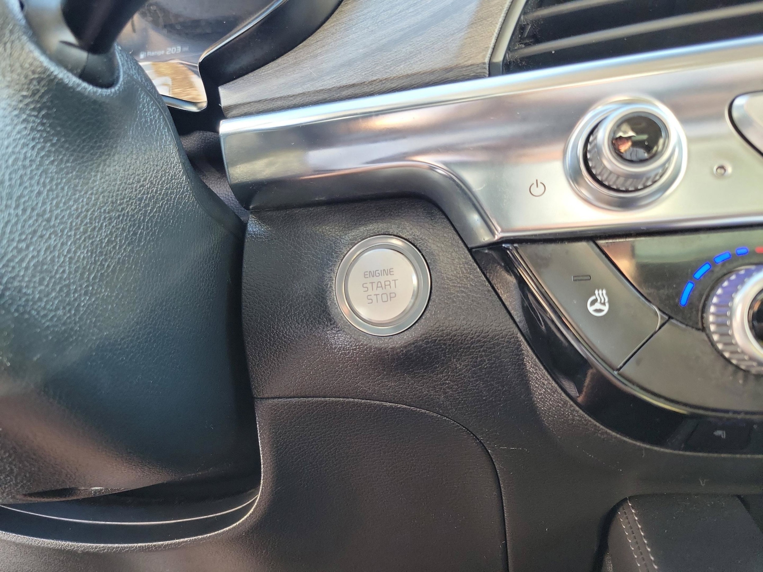 2022 Kia Telluride SX - Photo 17