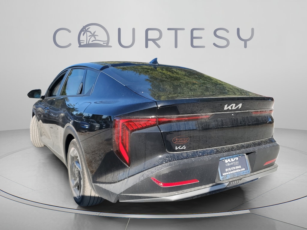 New 2025 Kia K4 EX Sedan