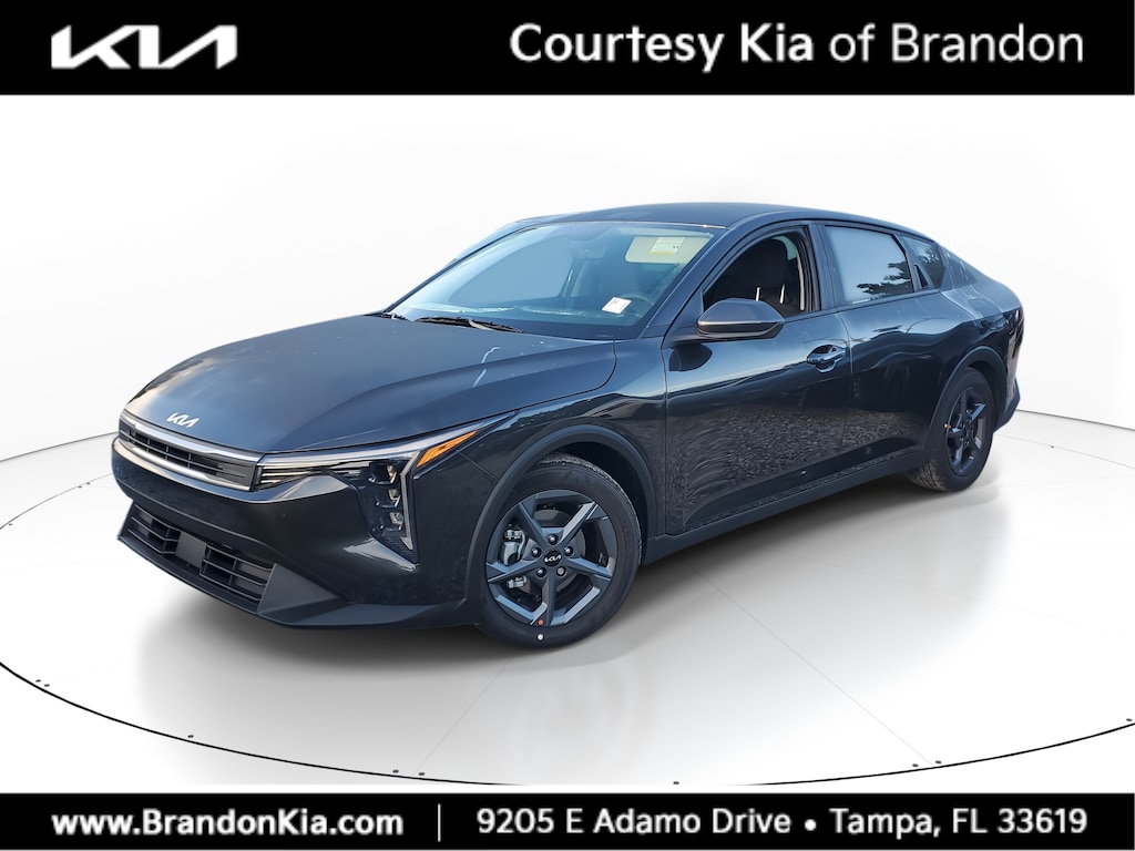 New 2025 Kia K4 LXS Sedan