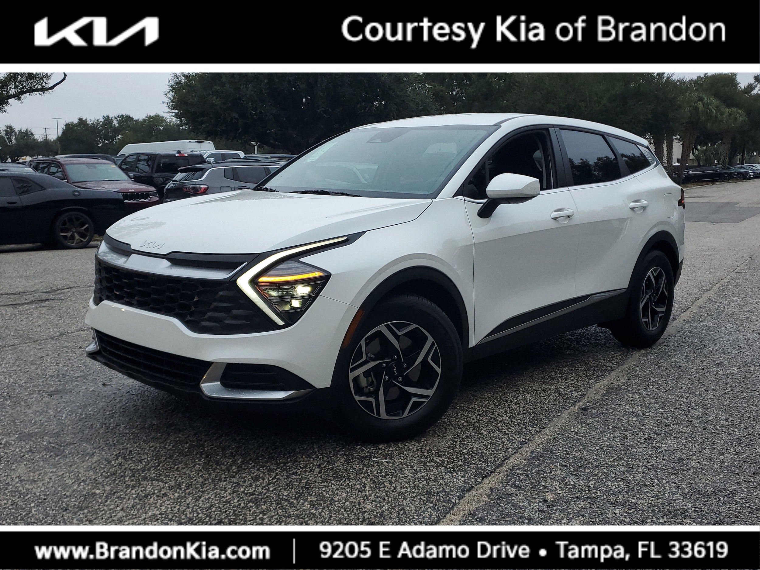 2025 Kia Sportage LX's photo