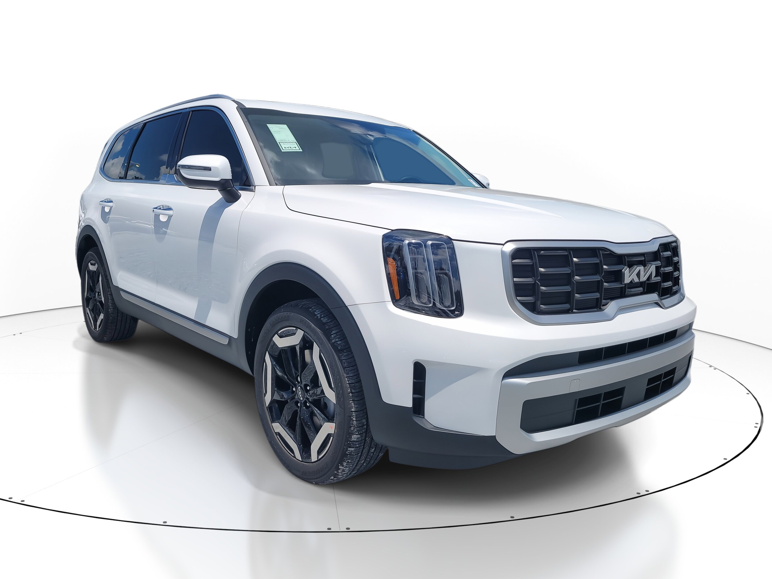 2025 Kia Telluride S photo 2