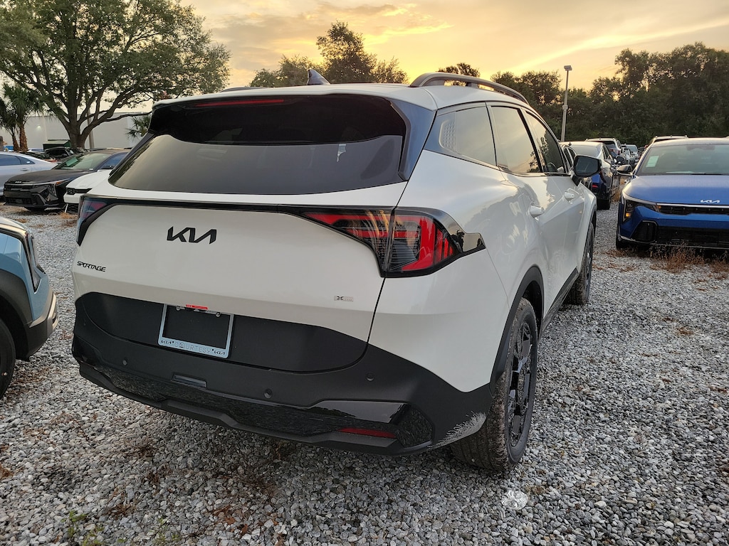 New 2026 Kia Sportage Hybrid X-Line SUV