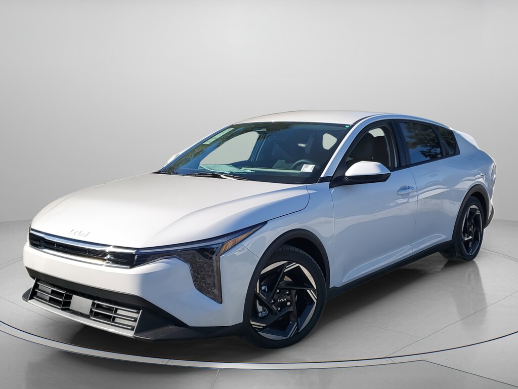 New 2025 Kia K4 EX Sedan