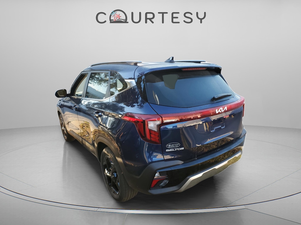 New 2026 Kia Seltos EX SUV