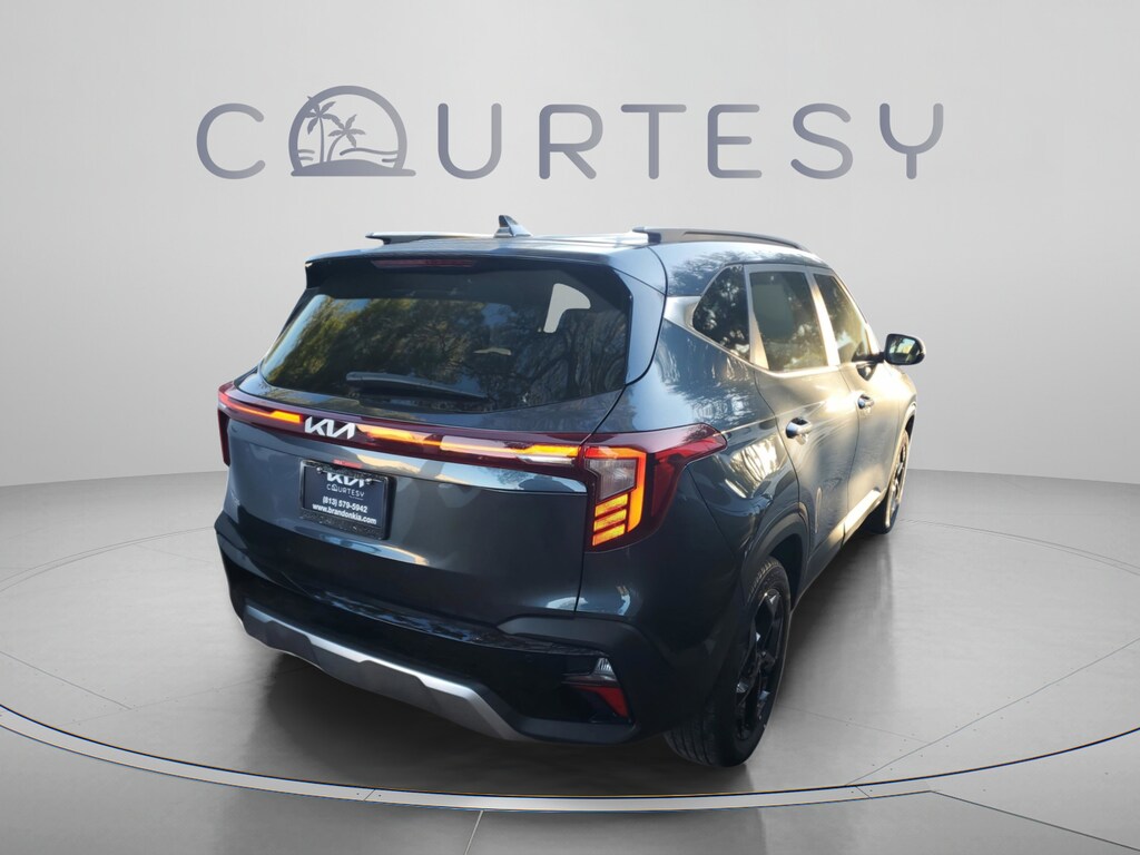 New 2026 Kia Seltos EX SUV