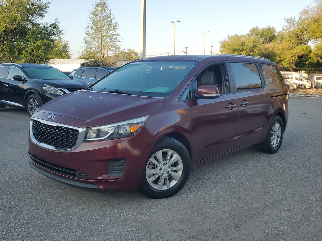 Used 2017 Kia Sedona LX Van Passenger Van