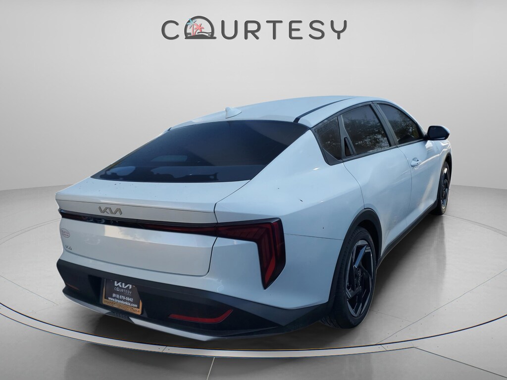 New 2025 Kia K4 EX Sedan