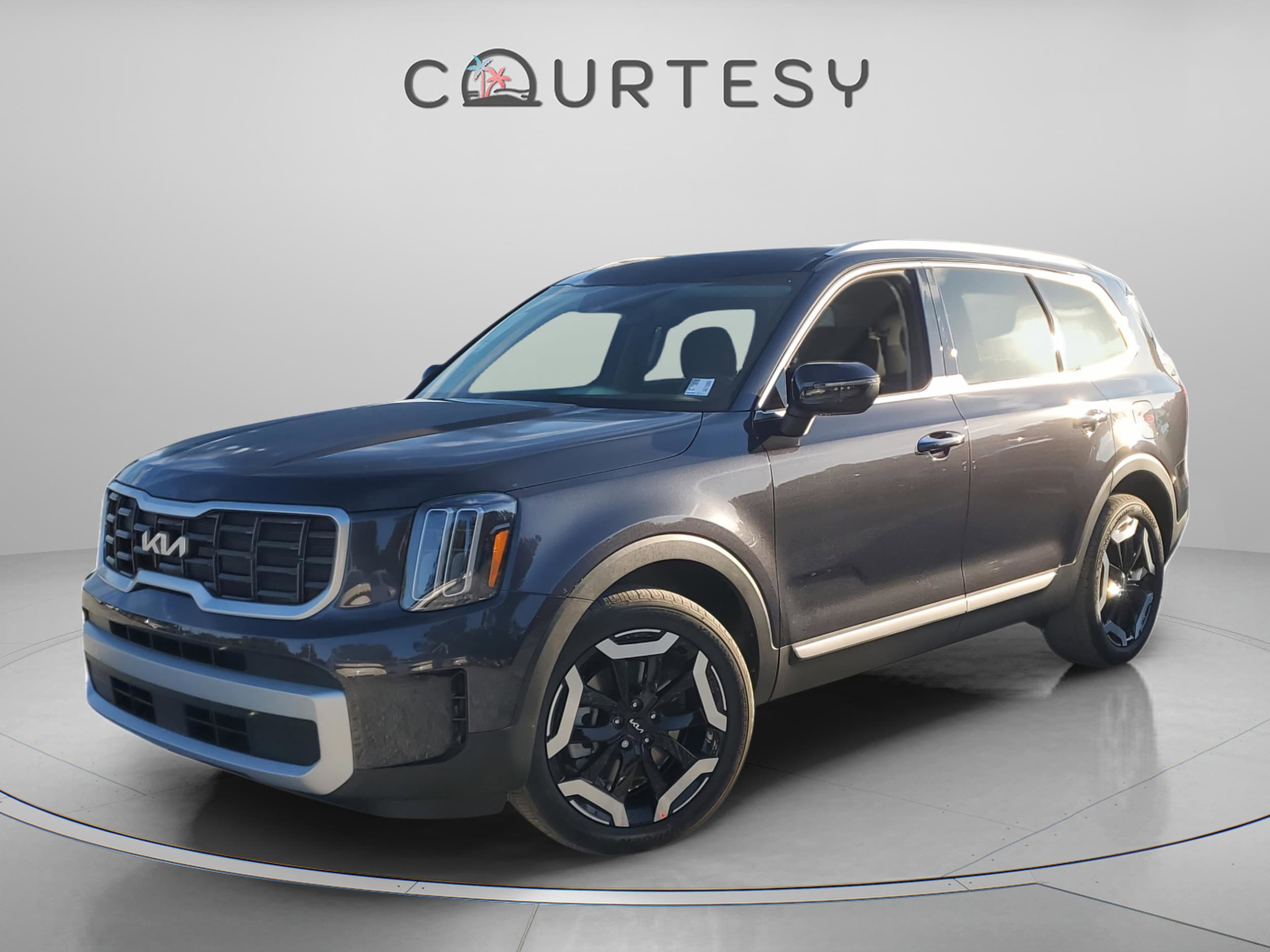 2025 Kia Telluride S's photo