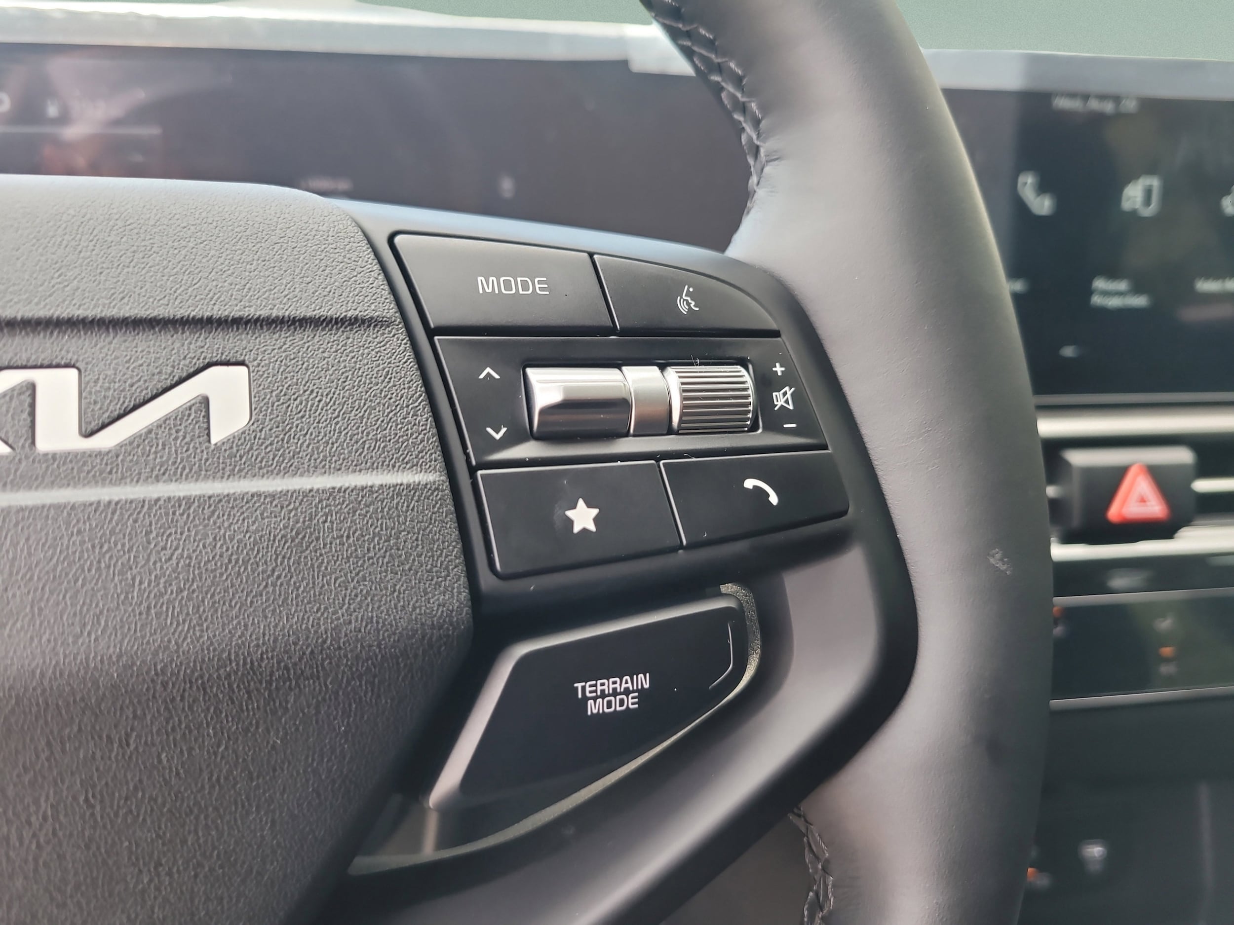 2026 Kia Sportage LX - Photo 13
