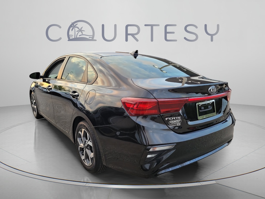 Used 2021 Kia Forte LXS Sedan