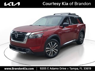 2022 Nissan Pathfinder Platinum SUV