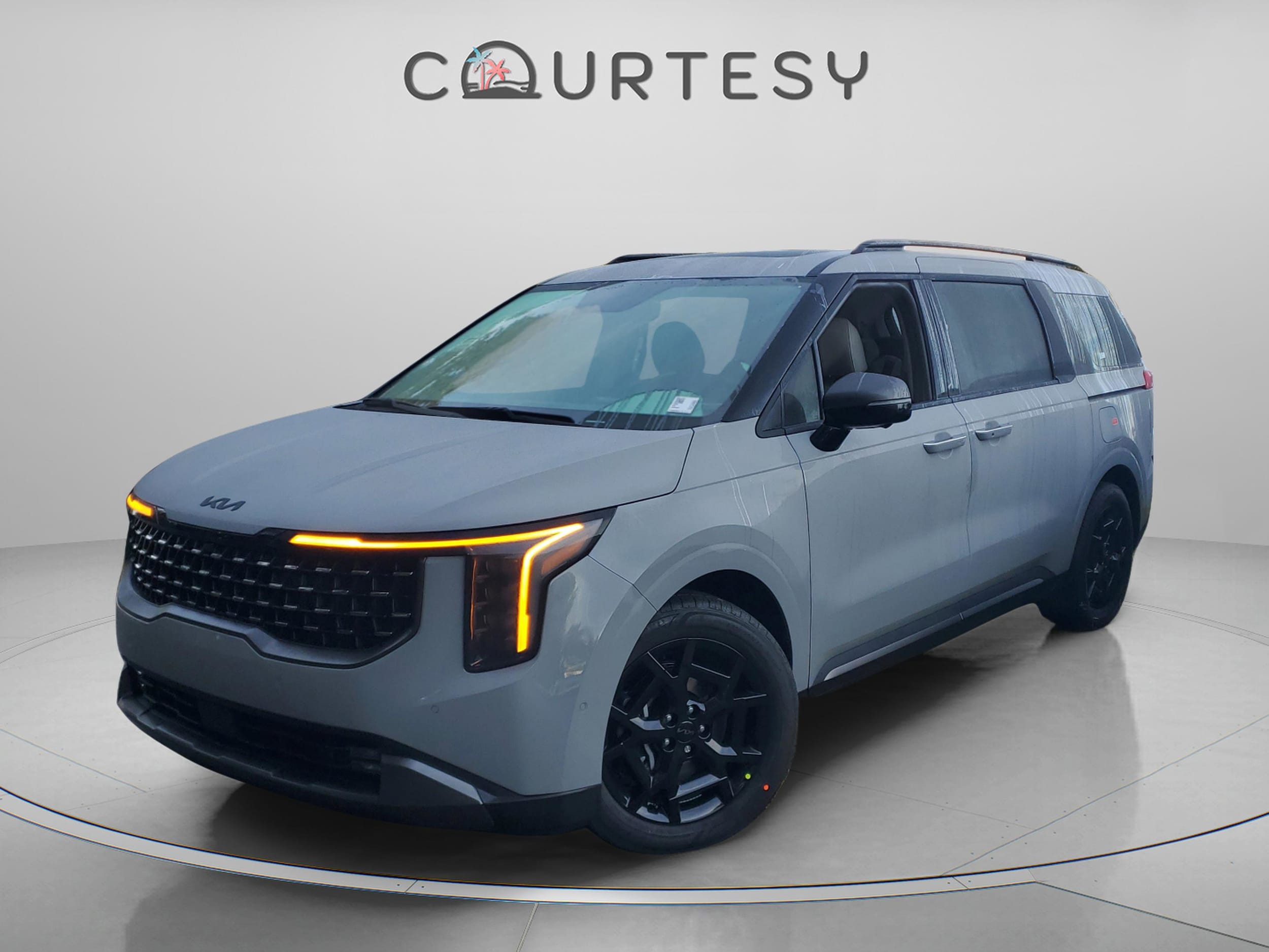 2026 Kia Carnival SX's photo