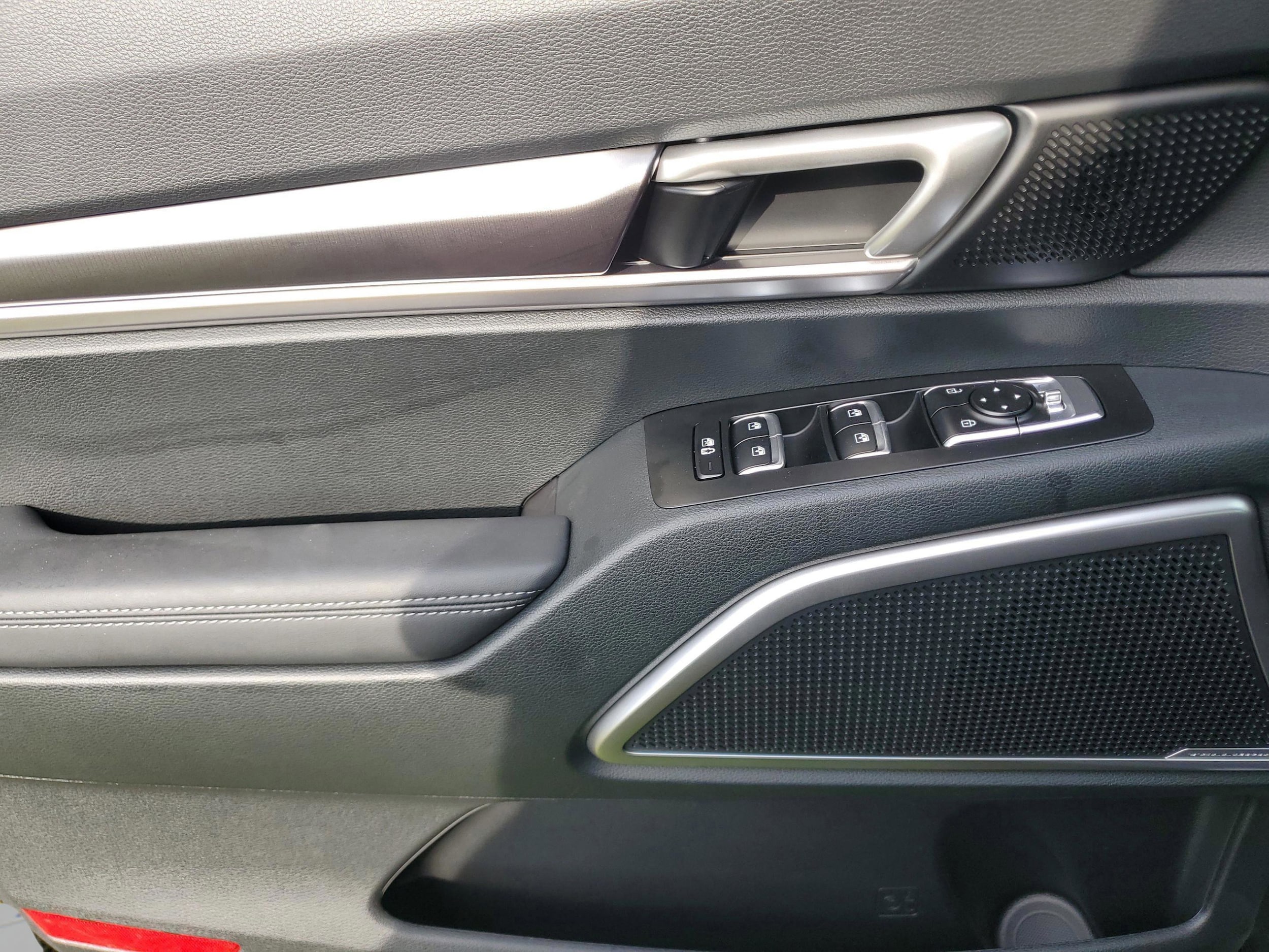 2025 Kia Telluride S - Photo 30