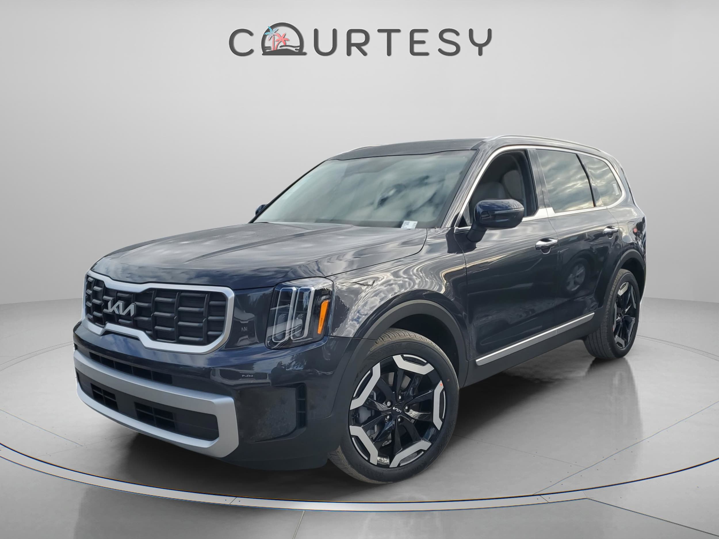 2025 Kia Telluride S's photo
