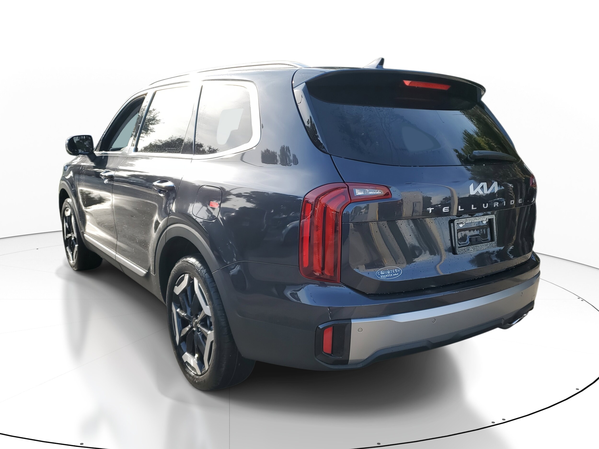 2025 Kia Telluride S photo 2