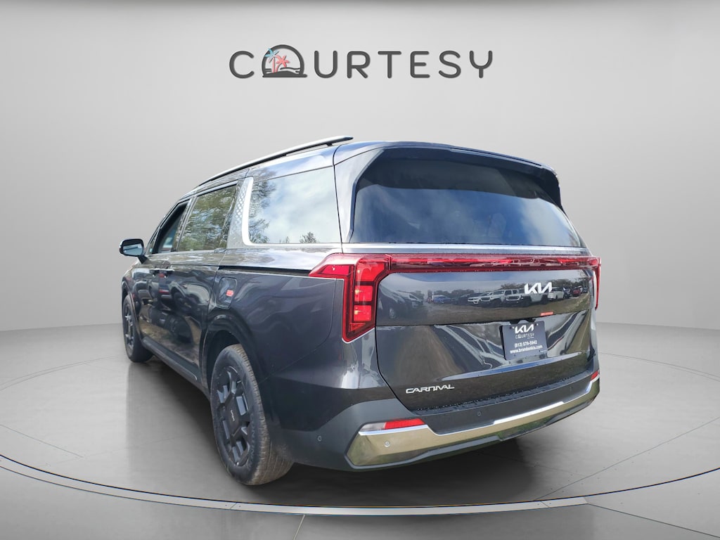 New 2026 Kia Carnival SX Van Passenger Van