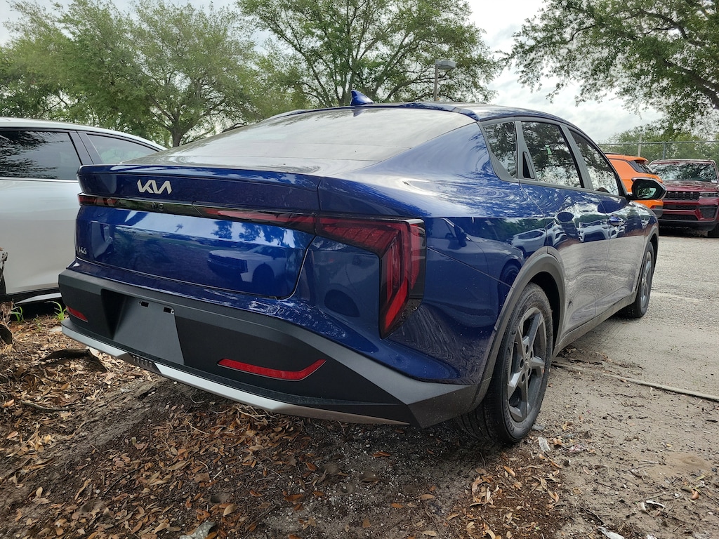 New 2026 Kia K4 LXS Sedan