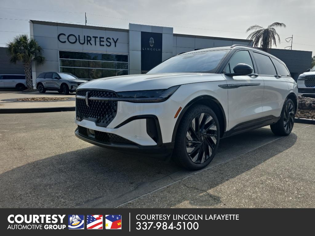 2026 Lincoln Nautilus Reserve AWD's photo