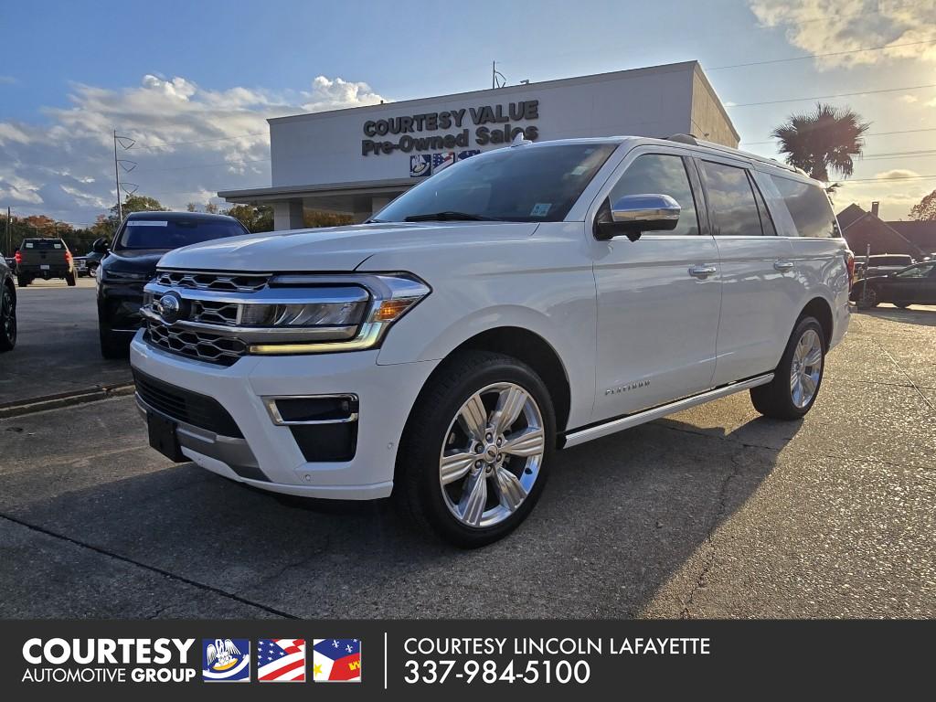 2024 Ford Expedition Platinum's photo