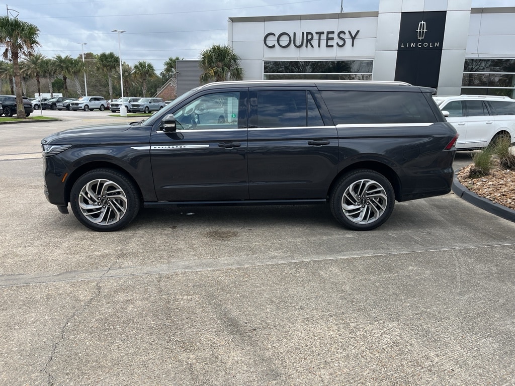 New 2026 Lincoln Navigator L Reserve Sport Utility