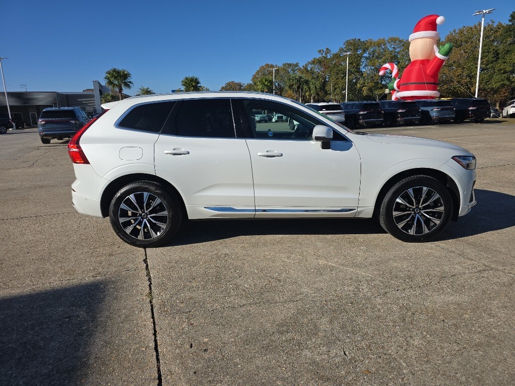 Used 2023 Volvo XC60 Plus Bright Theme Sport Utility