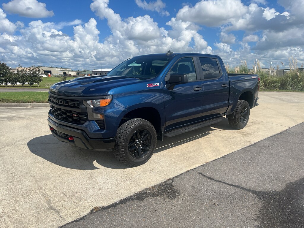 Used 2023 Chevrolet Silverado Custom Trail Boss Crew Cab