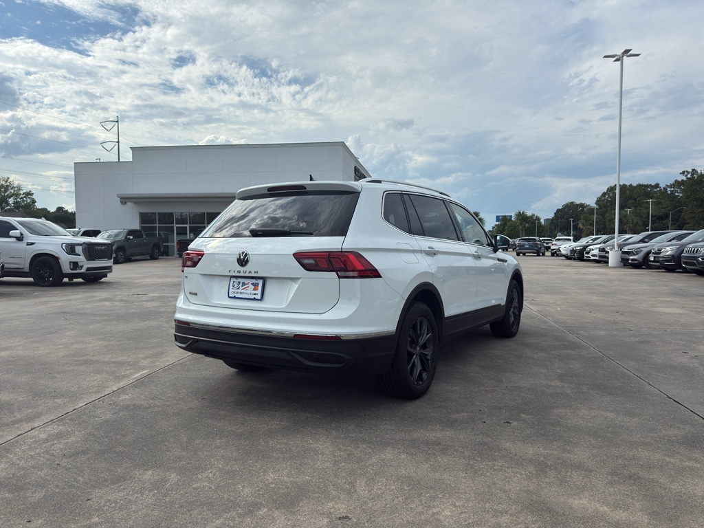 Used 2024 Volkswagen Tiguan SE SUV
