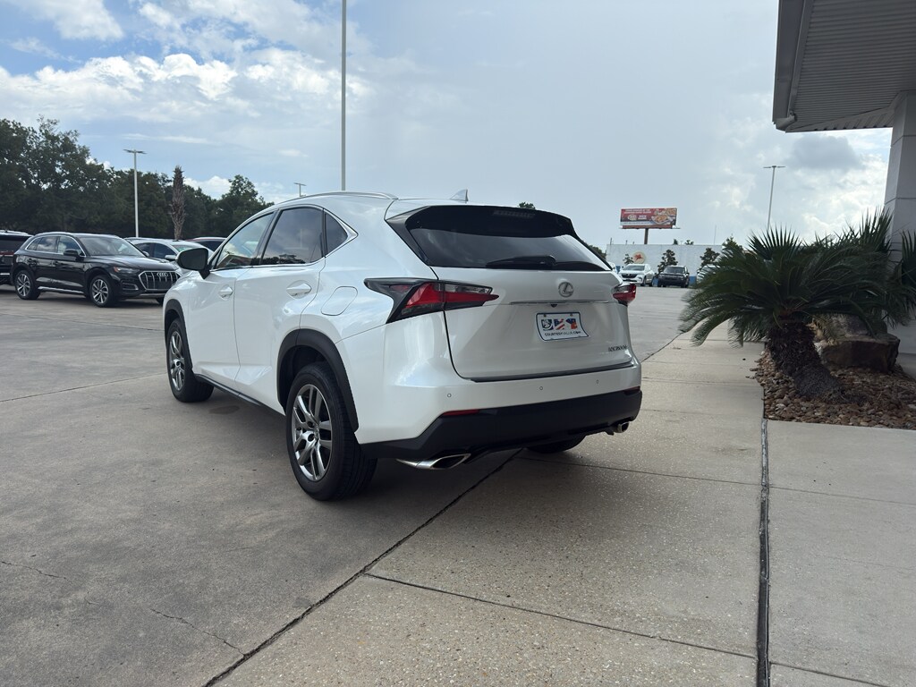 2015 Lexus NX 200t Luxury photo 2