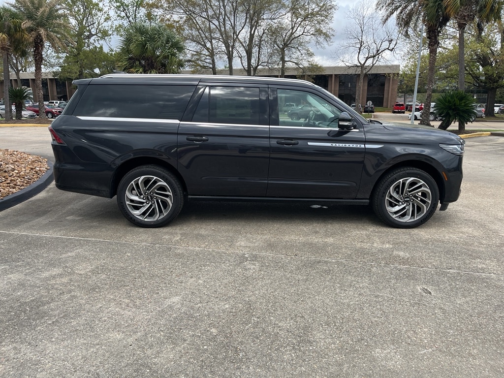 New 2026 Lincoln Navigator L Reserve Sport Utility