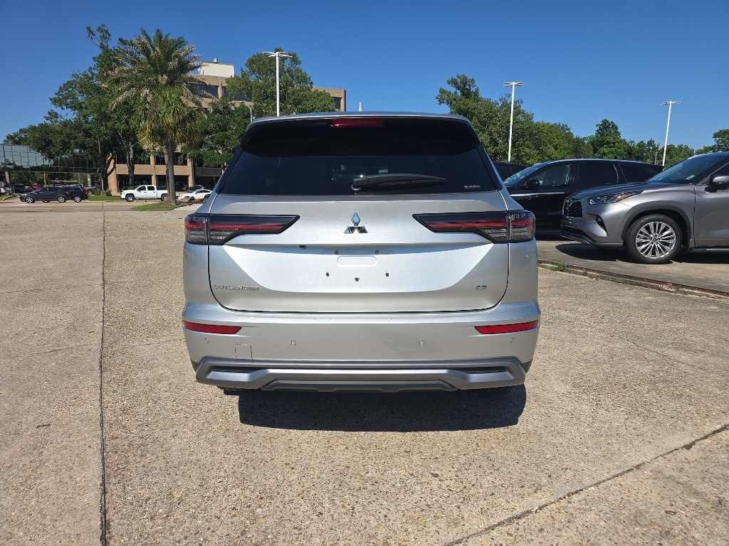 Used 2025 Mitsubishi Outlander Wagon