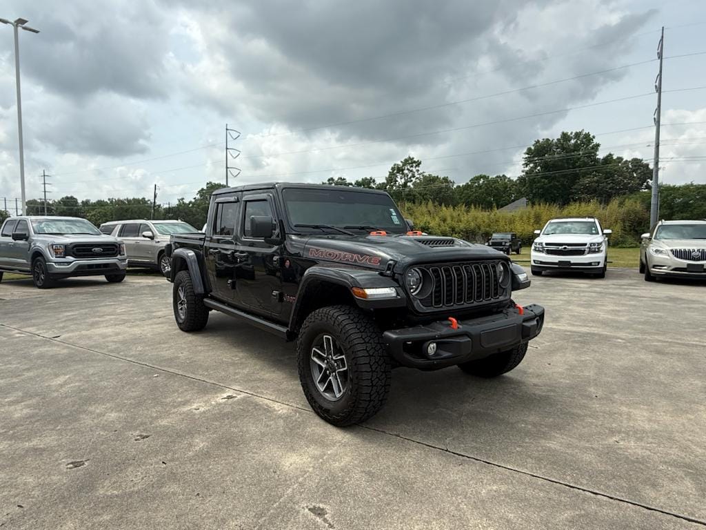 Used 2024 Jeep Gladiator Mojave X with VIN 1C6JJTEG1RL107246 for sale in Lafayette, LA