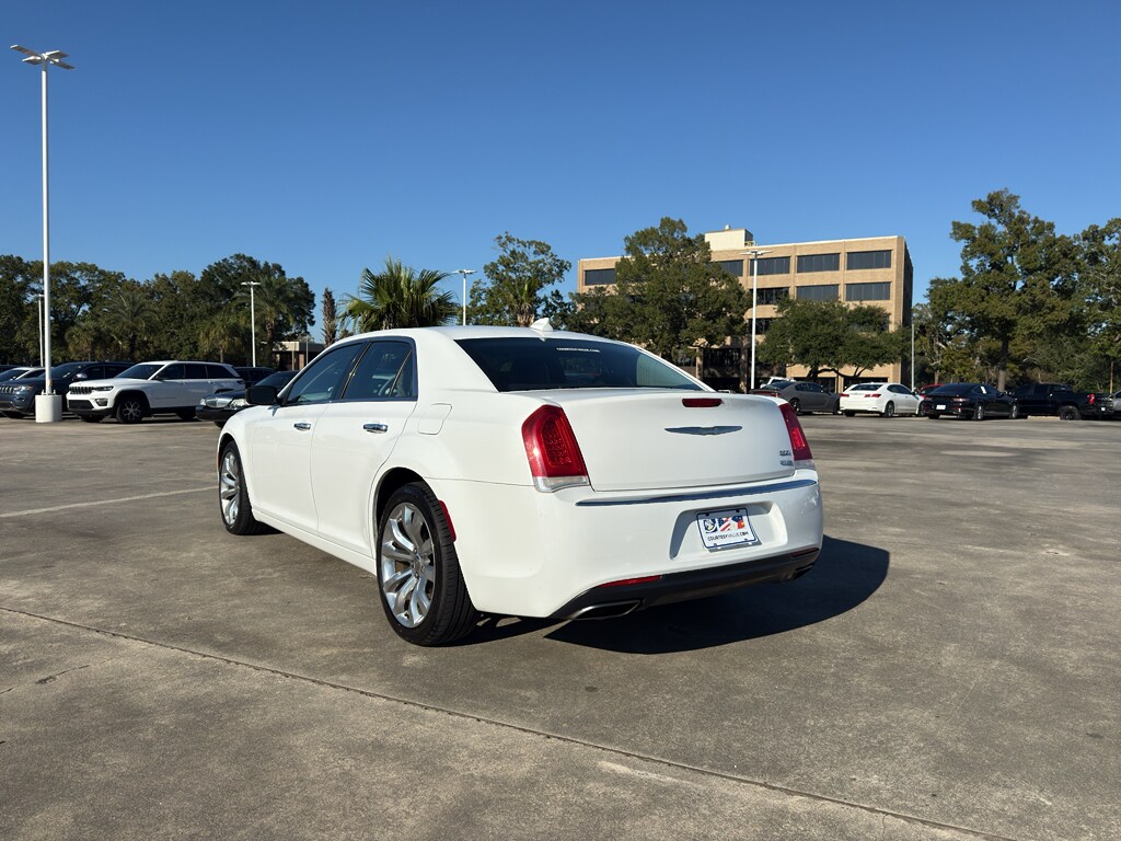 Used 2018 Chrysler 300 Limited Sedan