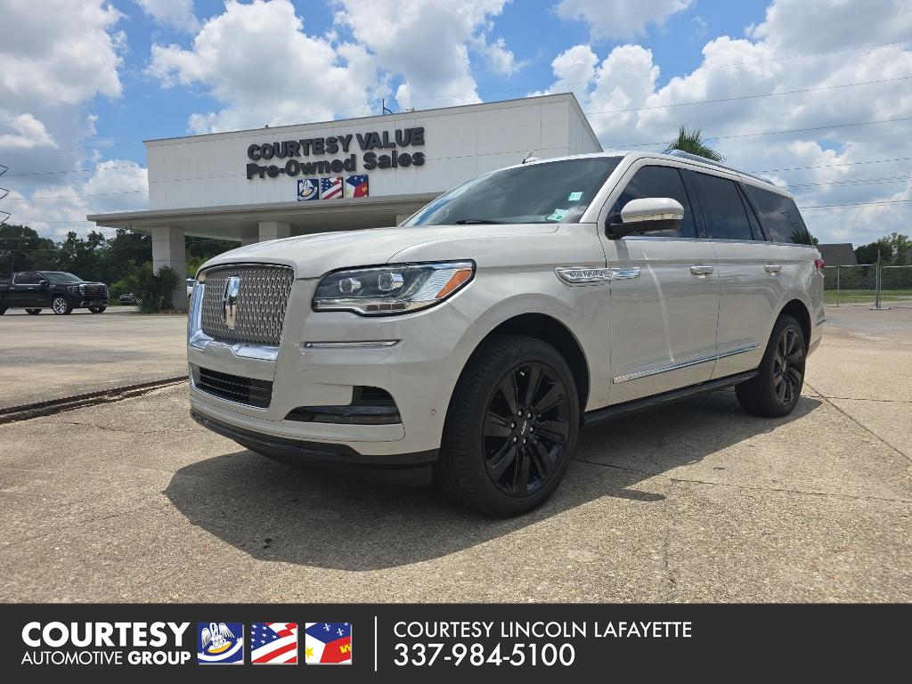 2024 Lincoln Navigator Reserve 4WD's photo