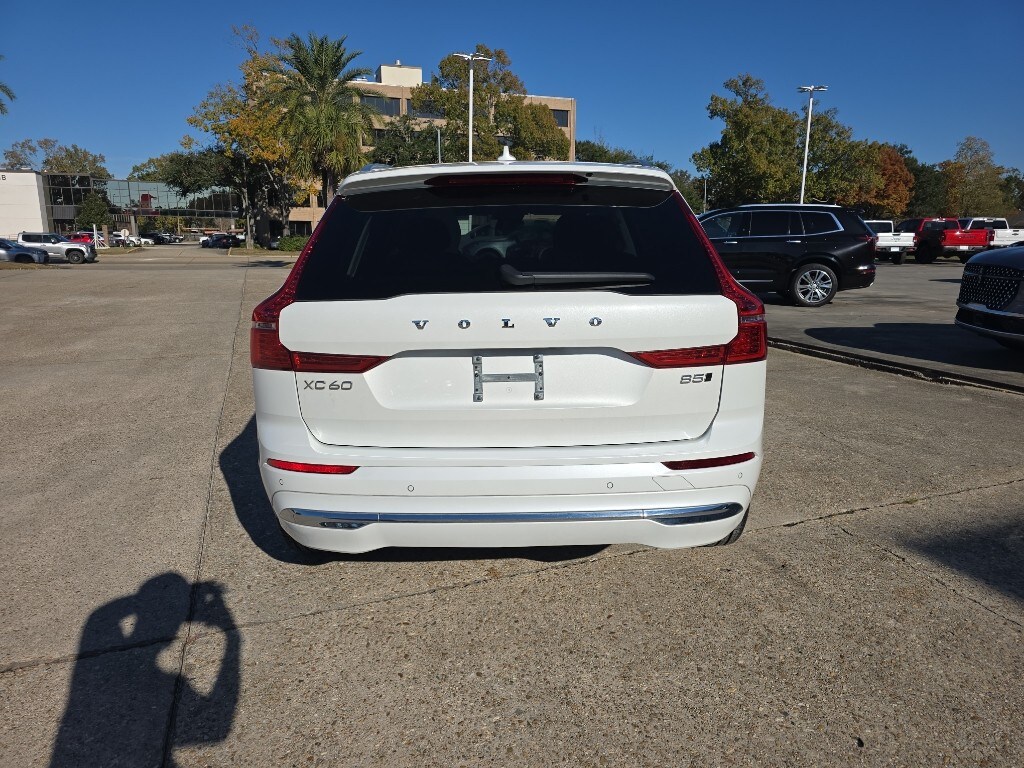 Used 2023 Volvo XC60 Plus Bright Theme Sport Utility