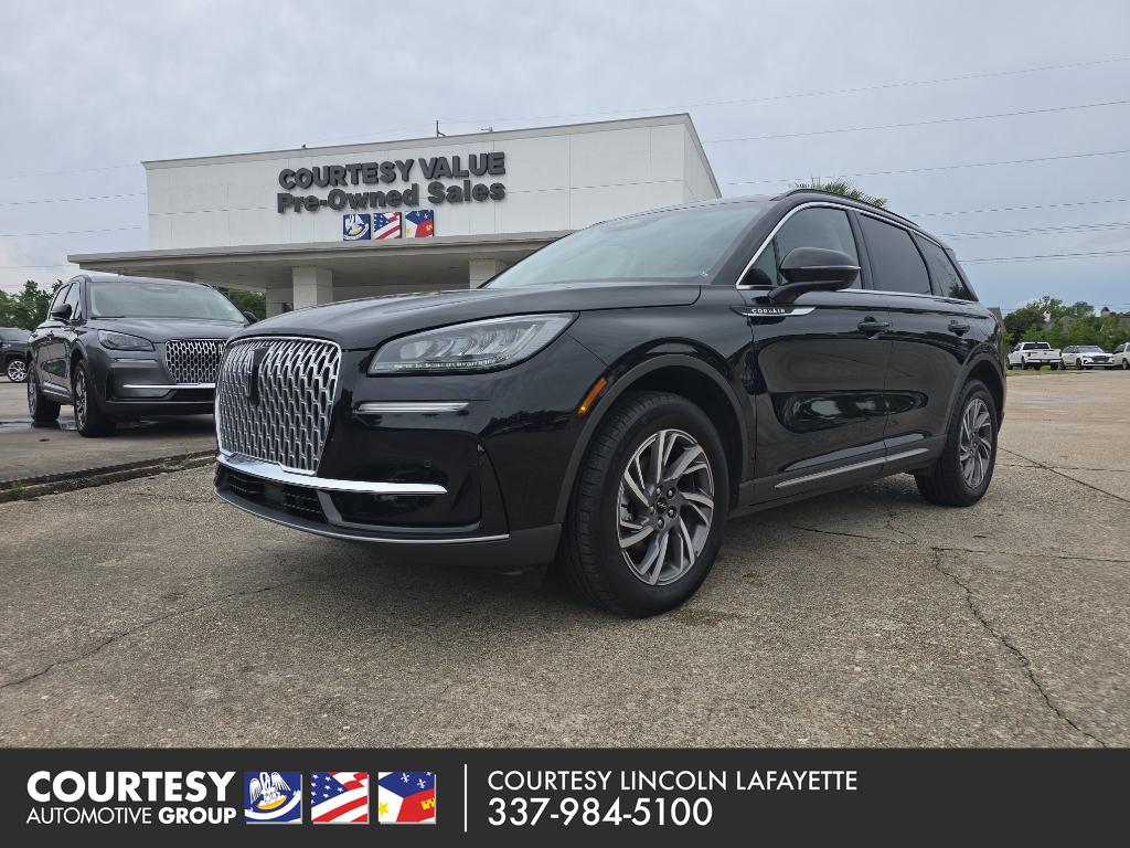 2025 Lincoln Corsair Premiere AWD's photo