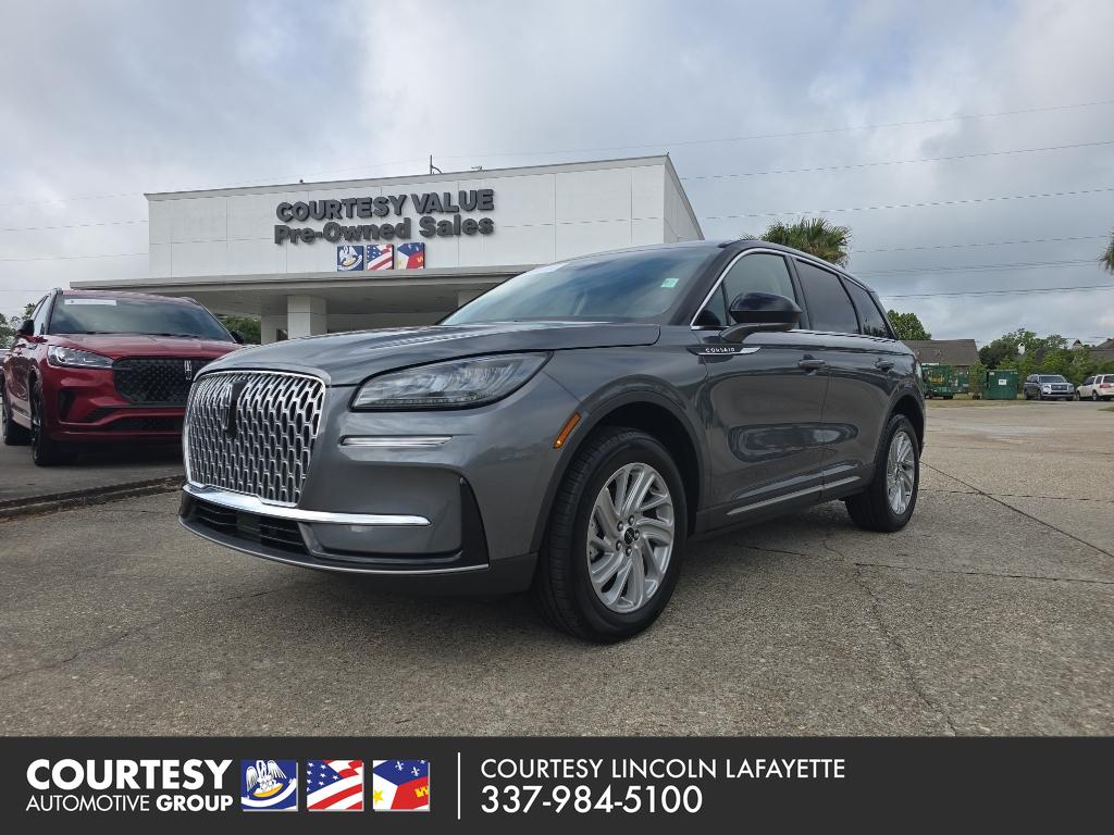 2025 Lincoln Corsair Premiere AWD's photo
