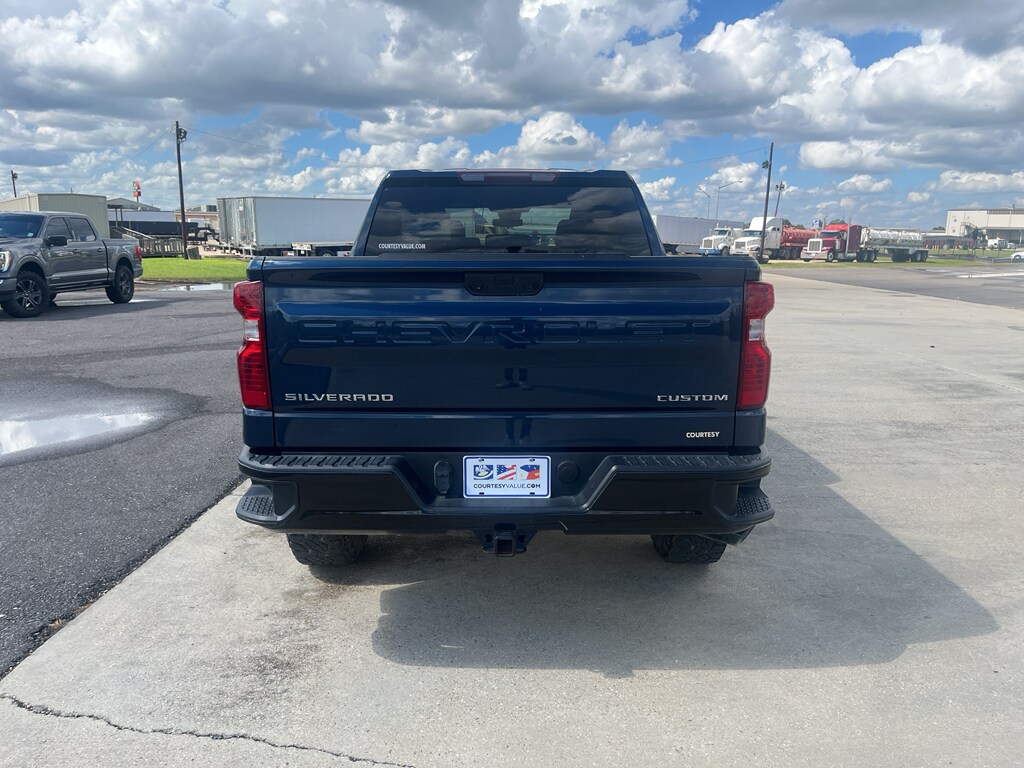 Used 2023 Chevrolet Silverado Custom Trail Boss Crew Cab