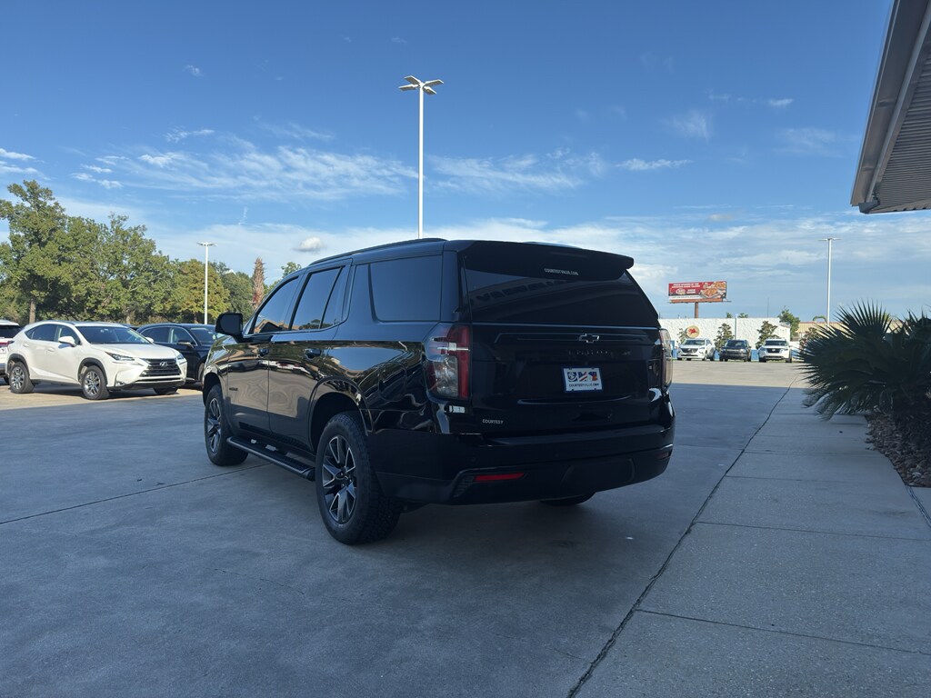 2023 Chevrolet Tahoe Z71 photo 2