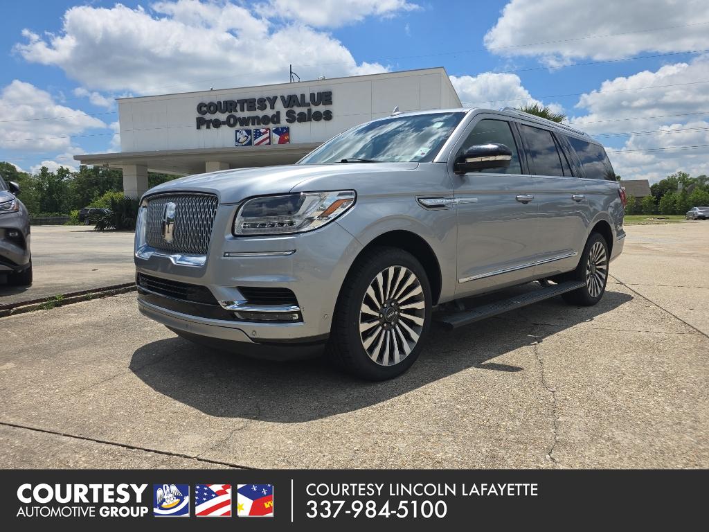 2021 Lincoln Navigator Reserve L's photo