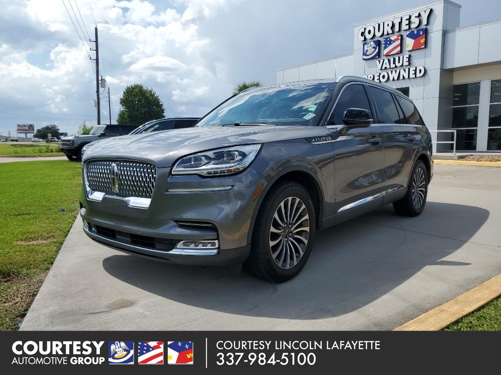 2022 Lincoln Aviator Reserve's photo