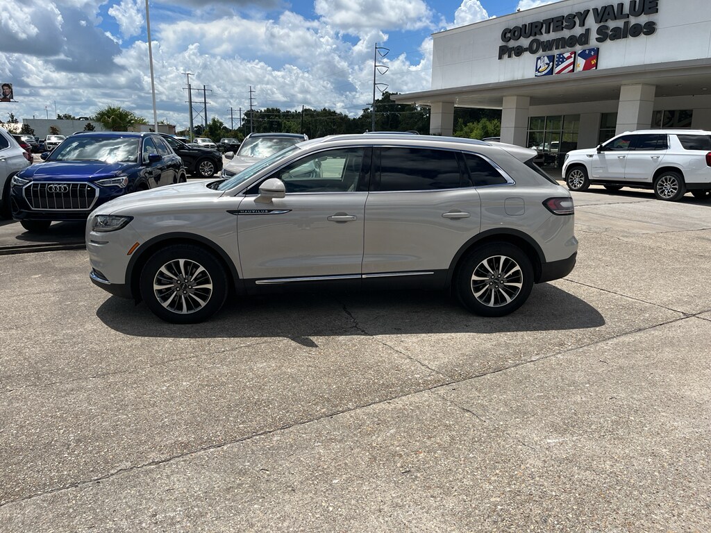 2LMPJ6J99PBL11303