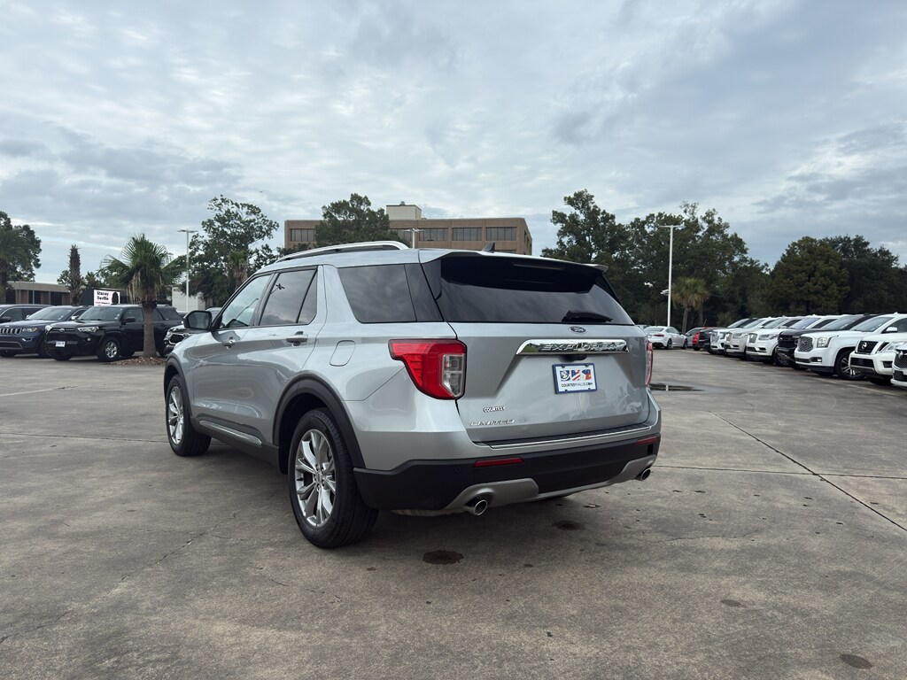 2024 Ford Explorer Limited photo 2